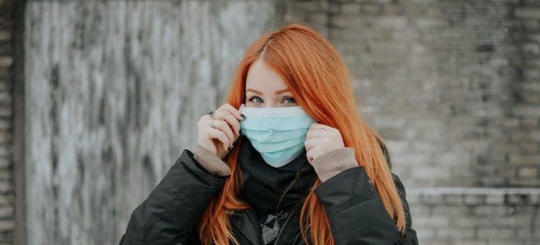 woman wearing a protective mask